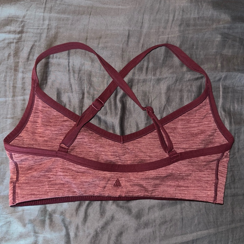 Vitality Daydream V-neck Sports Bra